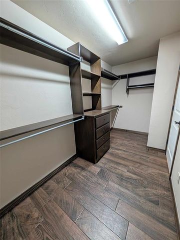 6405 Bent Wood Drive, Oklahoma City, OK 73169