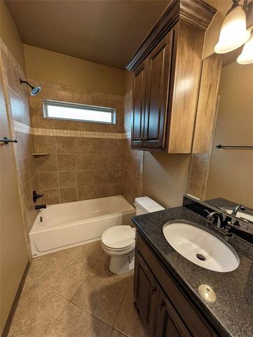 6405 Bent Wood Drive, Oklahoma City, OK 73169