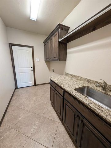 6405 Bent Wood Drive, Oklahoma City, OK 73169