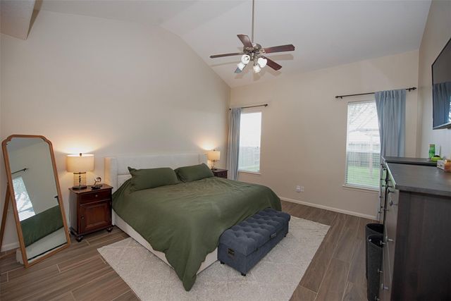6511 Canyon Mist Lane, Dickinson, TX 77539