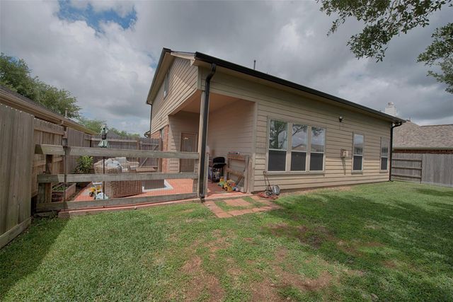 6511 Canyon Mist Lane, Dickinson, TX 77539