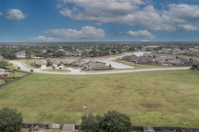 6511 Canyon Mist Lane, Dickinson, TX 77539