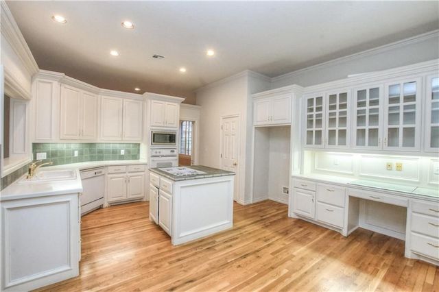 1009 Riviera Drive, Norman, OK 73072