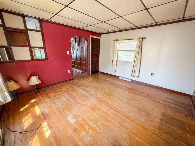 311 Wagner Ave, City Of But Nw, PA 16001
