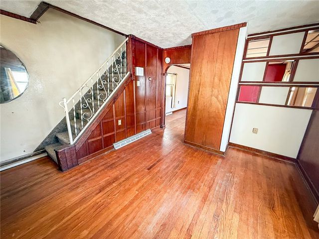 311 Wagner Ave, City Of But Nw, PA 16001