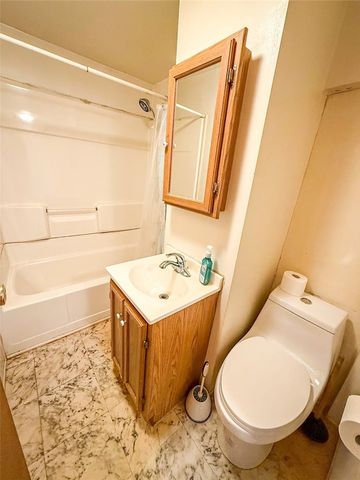 311 Wagner Ave, City Of But Nw, PA 16001