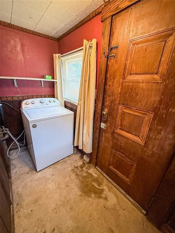 311 Wagner Ave, City Of But Nw, PA 16001