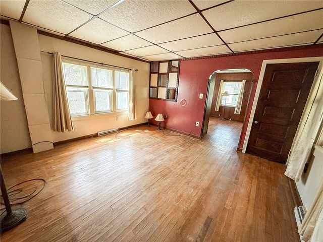 311 Wagner Ave, City Of But Nw, PA 16001