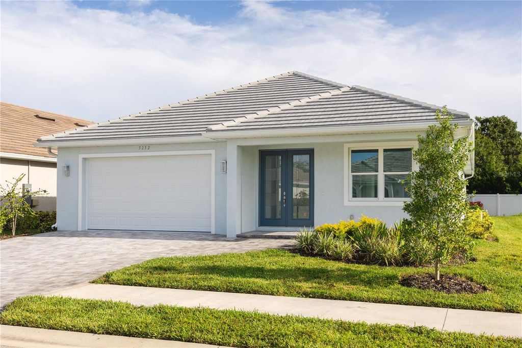 5217 WILLOW LAKE COURT, Sarasota, FL 34233