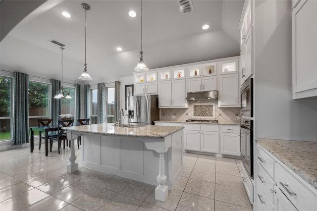 2408 Waterbend Drive, Flower Mound, TX 75028