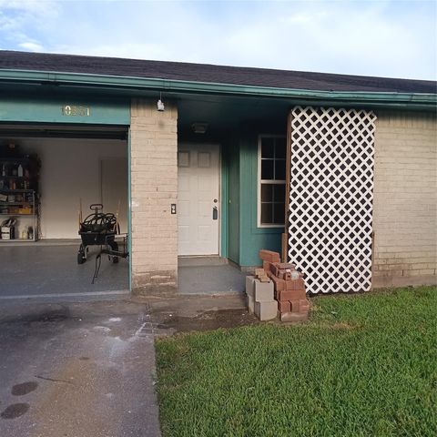 10331 Rancho Bernardo Lane, Sugar Land, TX 77498