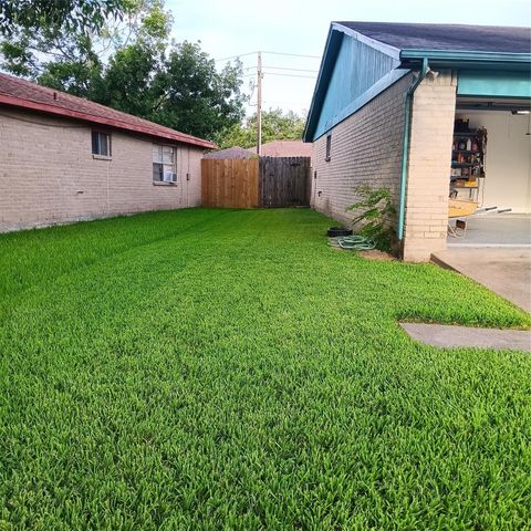 10331 Rancho Bernardo Lane, Sugar Land, TX 77498