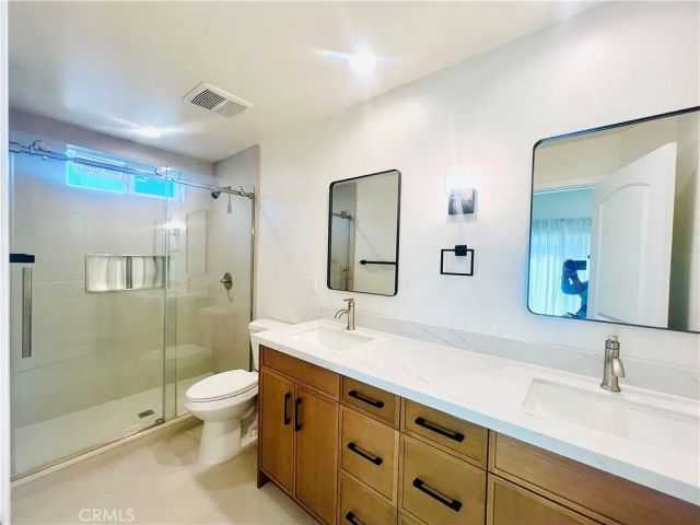 1704 E Vine Avenue B, West Covina, CA 91791