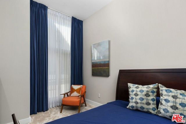 7249 Franklin Avenue 401, Los Angeles, CA 90046