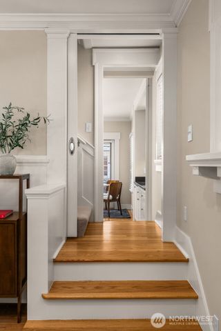 4549 Thackeray Place NE, Seattle, WA 98105