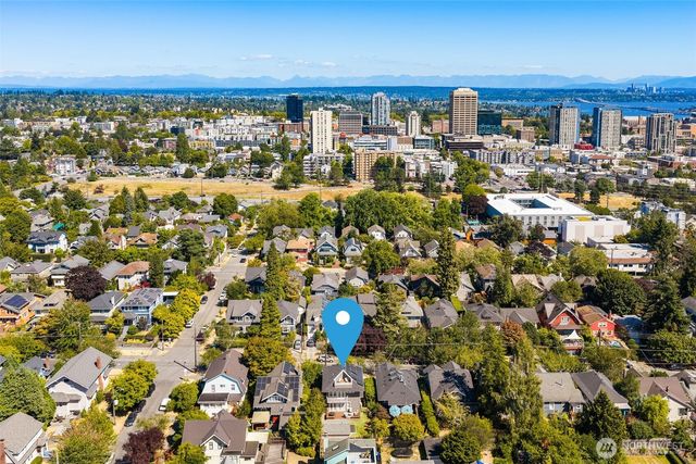 4549 Thackeray Place NE, Seattle, WA 98105