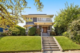 4549 Thackeray Place NE, Seattle, WA 98105