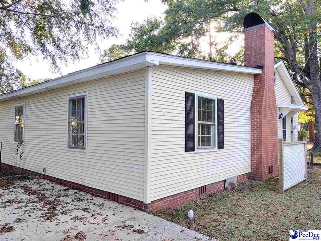 200 S Homestead Dr, Florence, SC 29501