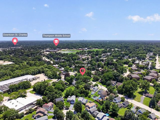 1212 Dean Street, St. Charles, IL 60174