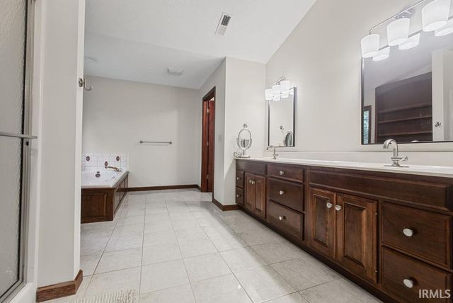 3661 N Lauren Lane, Bloomington, IN 47404