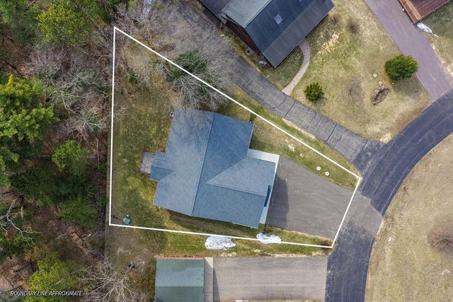 1118 Grand Pines Circle, Wisconsin Dells, WI 53965