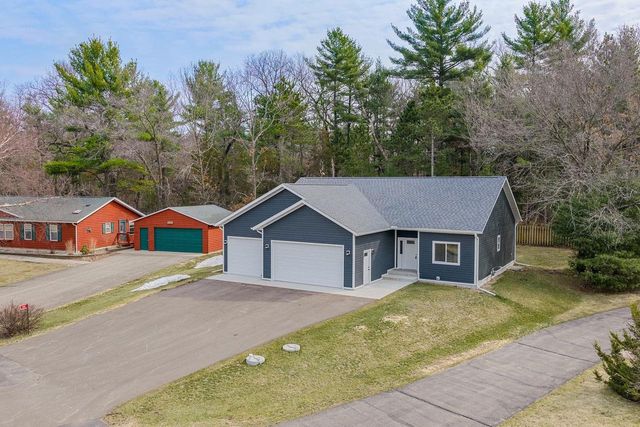 1118 Grand Pines Circle, Wisconsin Dells, WI 53965