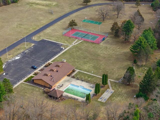 1118 Grand Pines Circle, Wisconsin Dells, WI 53965