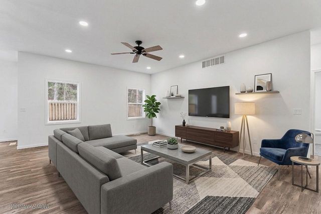 1118 Grand Pines Circle, Wisconsin Dells, WI 53965