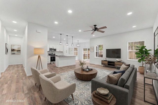 1118 Grand Pines Circle, Wisconsin Dells, WI 53965