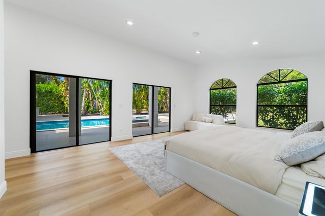 12677 Pineacre Lane, Wellington, FL 33414