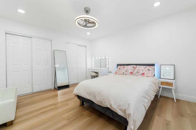 12677 Pineacre Lane, Wellington, FL 33414