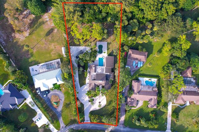 12677 Pineacre Lane, Wellington, FL 33414