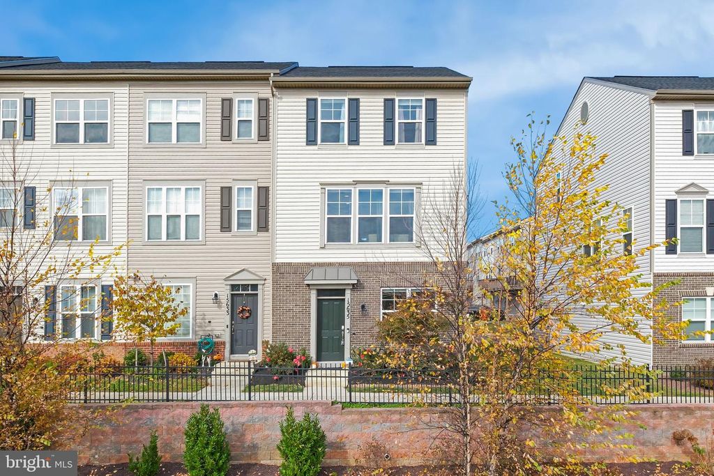 15635 TROLLEY LN, Silver Spring, MD 20906