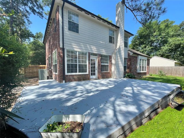 8 Greentwig Place, The Woodlands, TX 77381
