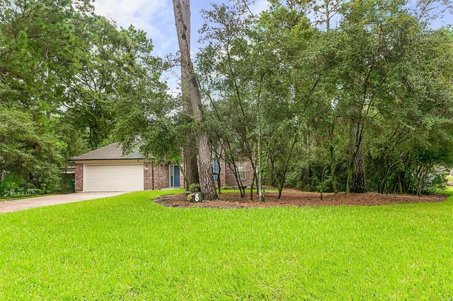 8 Greentwig Place, The Woodlands, TX 77381