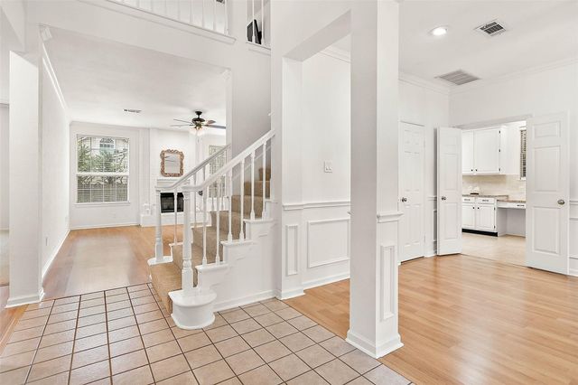 8 Greentwig Place, The Woodlands, TX 77381