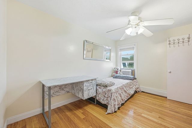 20 Bell St, Quincy, MA 02169