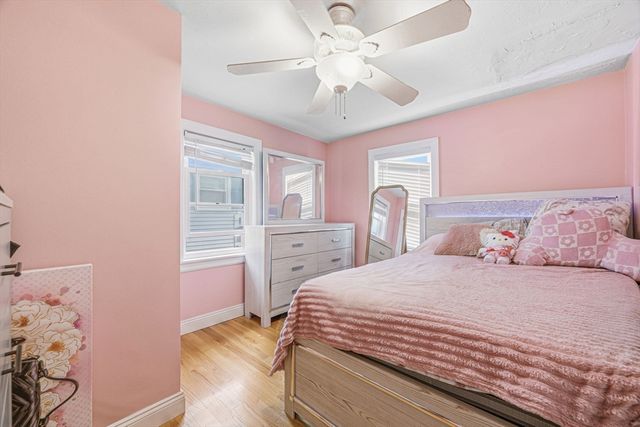 20 Bell St, Quincy, MA 02169