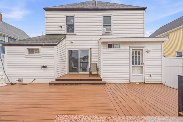 20 Bell St, Quincy, MA 02169