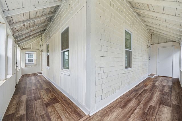 20 Bell St, Quincy, MA 02169