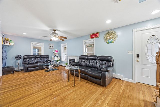 20 Bell St, Quincy, MA 02169