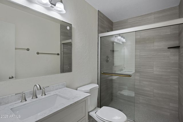 5032 W MORTEN Avenue, Glendale, AZ 85301