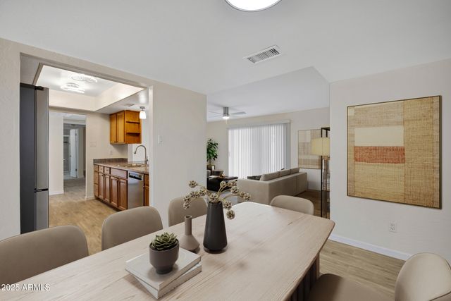 5032 W MORTEN Avenue, Glendale, AZ 85301