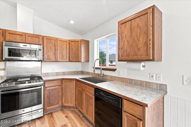 1011 W Springfield DR, Coeur D'alene, ID 83815