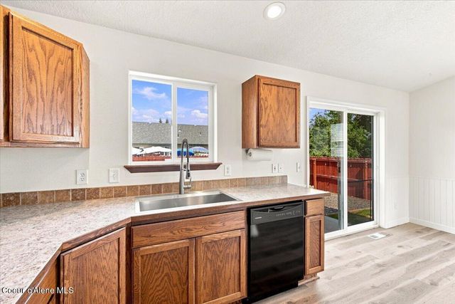 1011 W Springfield DR, Coeur D'alene, ID 83815