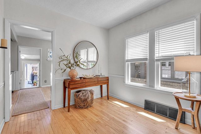 4632 N Bartlett AVENUE, Whitefish Bay, WI 53211