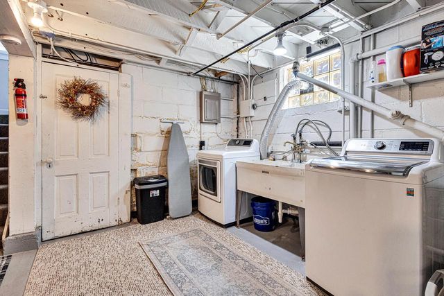 4632 N Bartlett AVENUE, Whitefish Bay, WI 53211