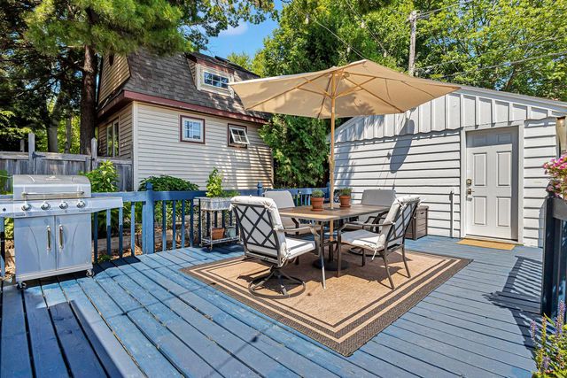 4632 N Bartlett AVENUE, Whitefish Bay, WI 53211