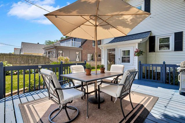 4632 N Bartlett AVENUE, Whitefish Bay, WI 53211