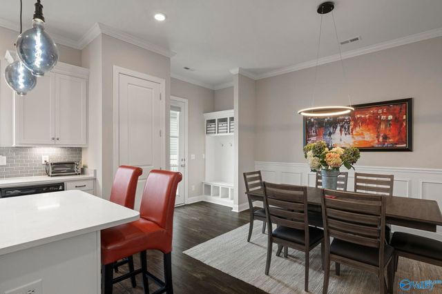 34 Pine Street NW, Huntsville, AL 35806